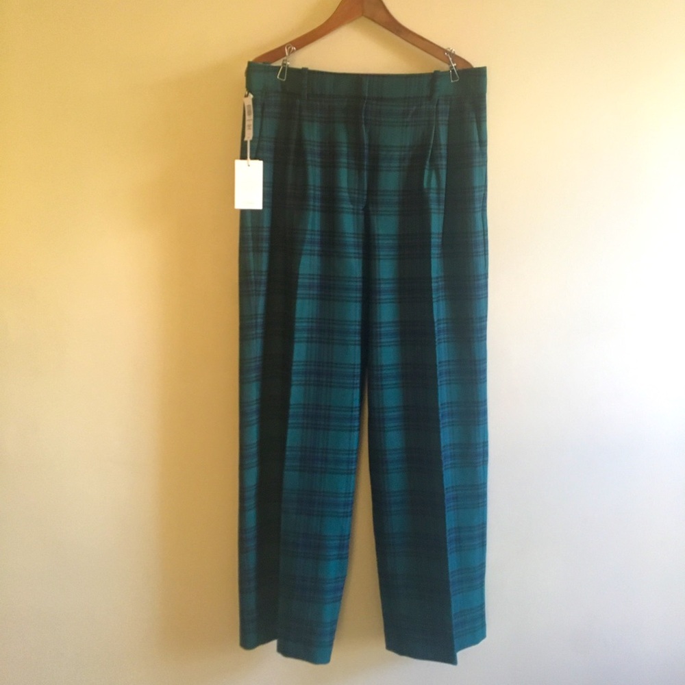 Plaid & pleated Effortless wide-leg pants